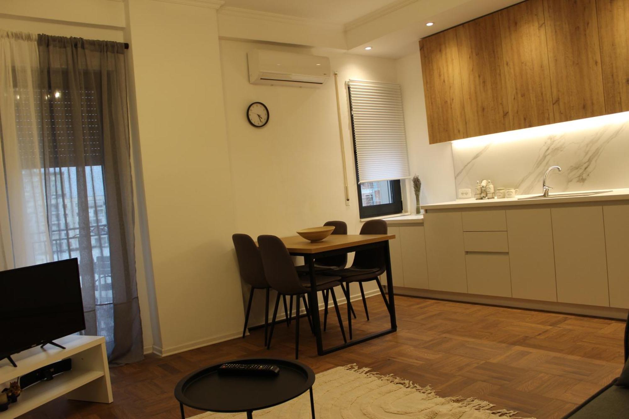 Simplicity Center * Tirana